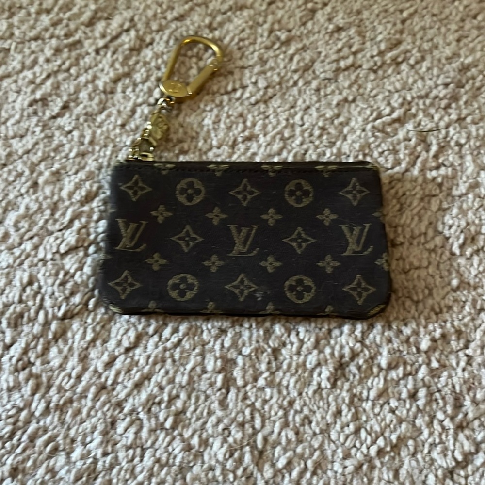 Louis Vuitton monogram coin purse